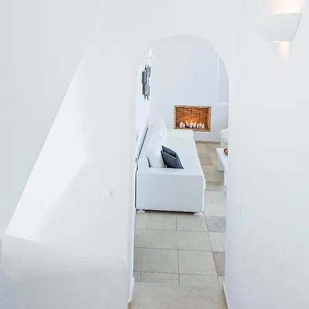 Santorini Princess Presidential Villa