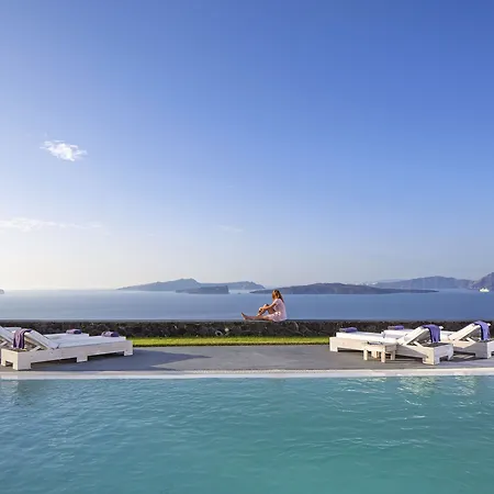 Santorini Princess Presidential Vila