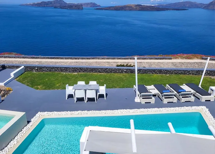 Santorini Princess Presidential Villa