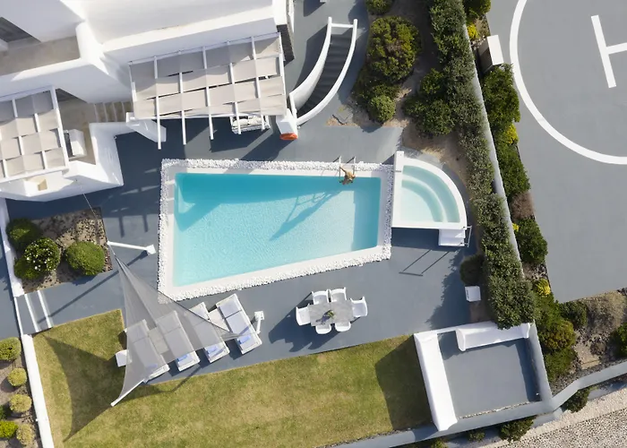 Santorini Princess Presidential Akrotírion